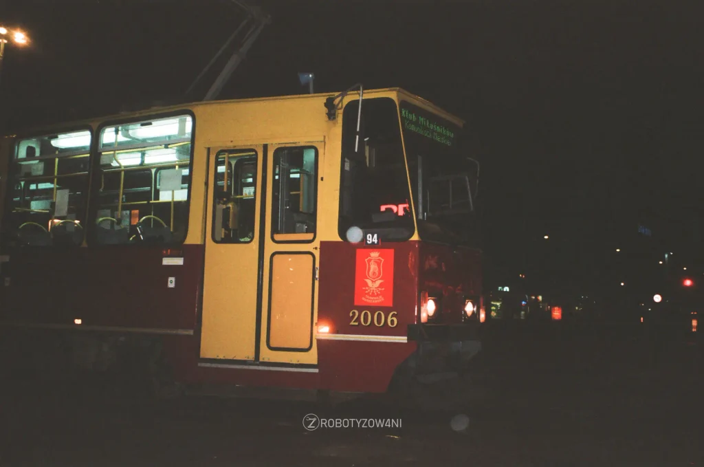 Konstal 105N-MW numer 2006 podczas obchodów 94-lecia tramwajów elektrycznych w Warszawie